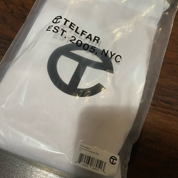 Small Red Telfar Bag - Picture 5 of 5